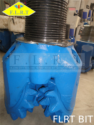 ราคาดี 311.2mm FSG124 ฟันเหล็ก Tricone บิต / สว่านเจาะโรตารี่กับแบริ่งที่ปิดสนิทยาง ออนไลน์