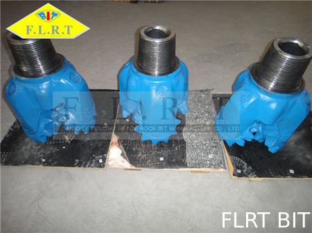 ราคาดี Tricone บิตของเหล็กทรงยาวปานกลาง / ดอกสว่านมิลลิ่ง 13 1/2 